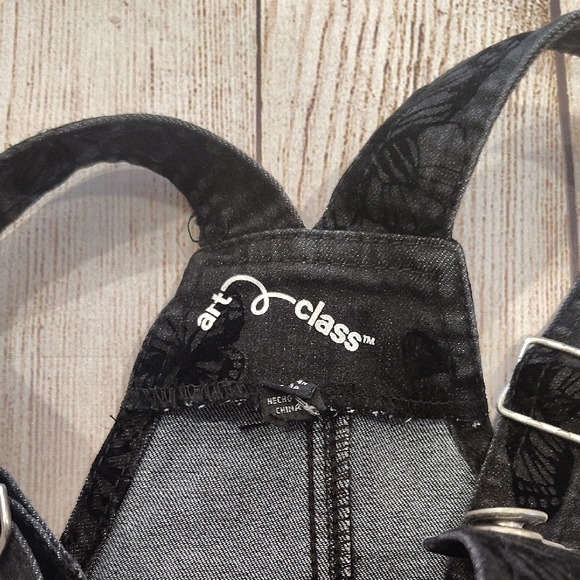 Kids Black Butterfly Print Overalls - Picture 2 of 5